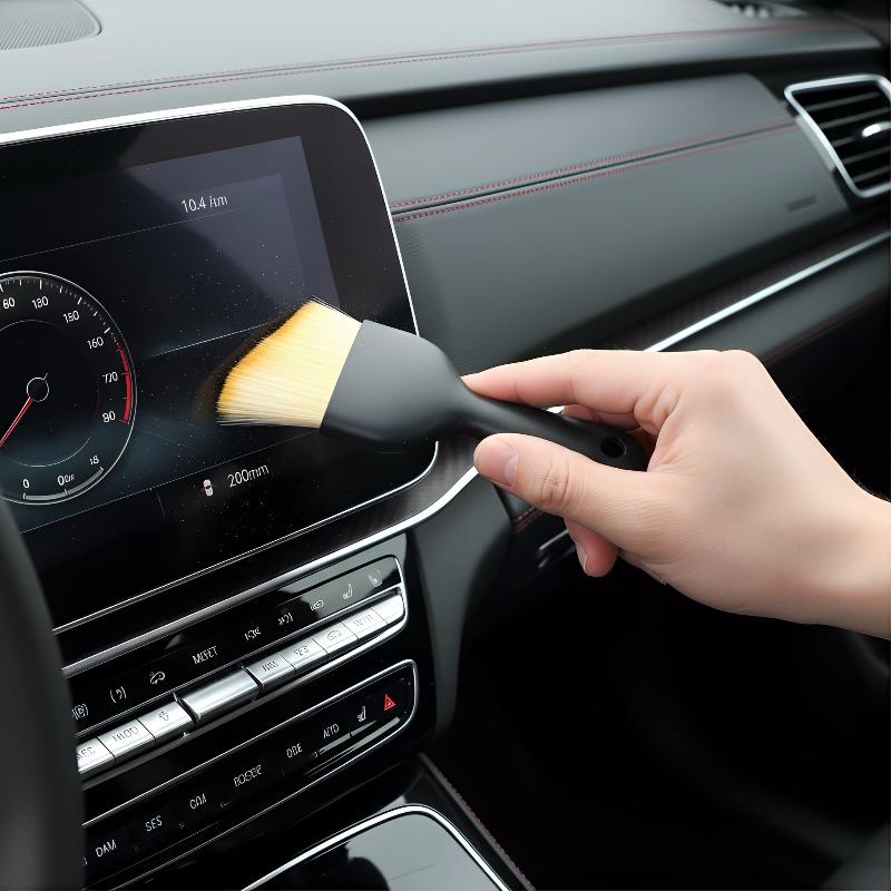 طقم فرش تنظيف السيارة الأساسي  - مراجعة Interior Detailing Kit وسعره
